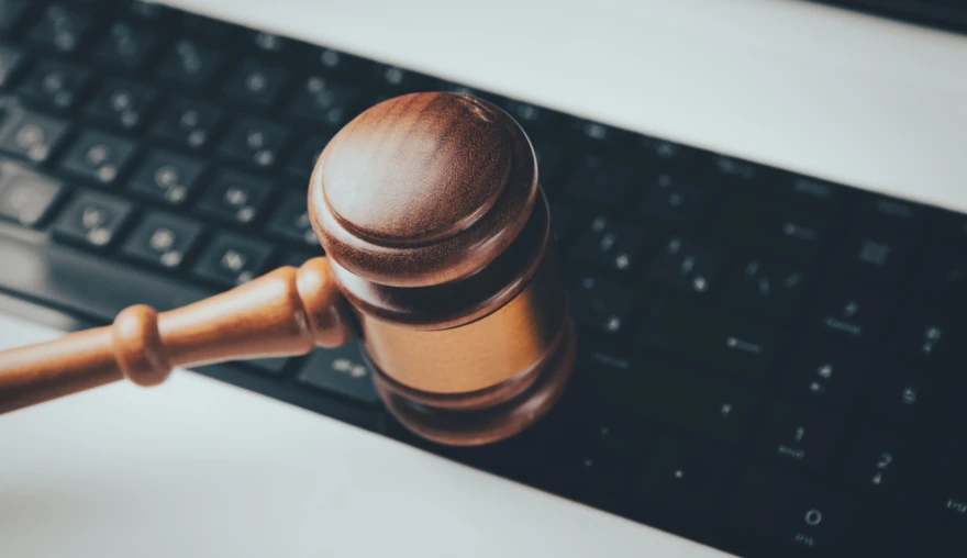 AI: De Rechter van Onze Taal